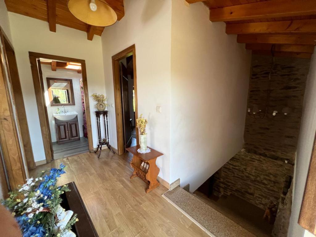Villa Casal De Pedra à Santa Irene Extérieur photo